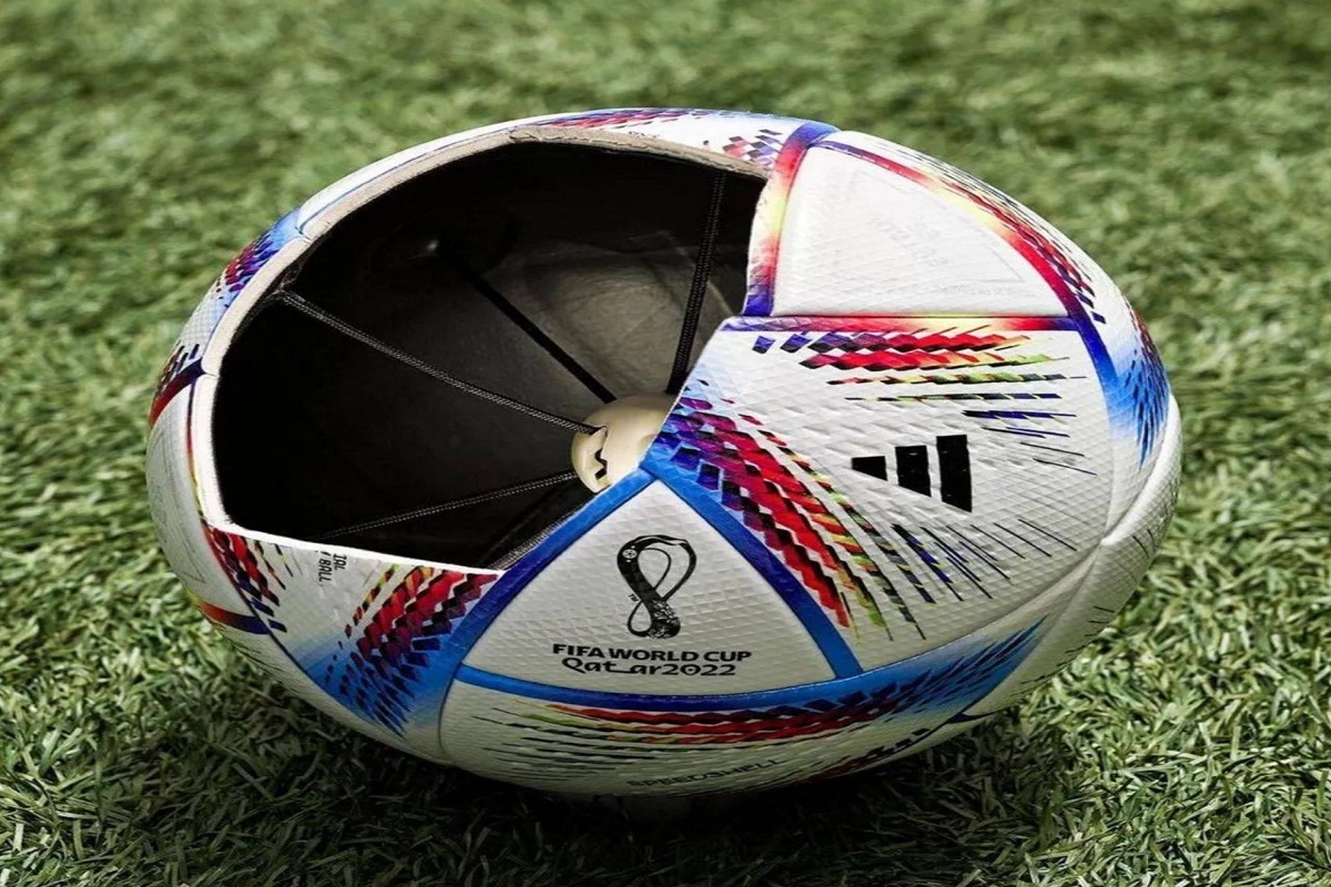 توپ مخصوص جام جهانی با سنسور ردیابی
