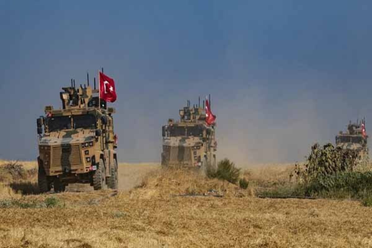 حملات توپخانه‌ای و راکتی ترکیه به پایگاه های ارتش سوریه