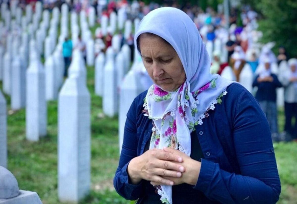 راهپیمایی «مارش میرا»؛ یادمان جان‌باختن در جاده نجات