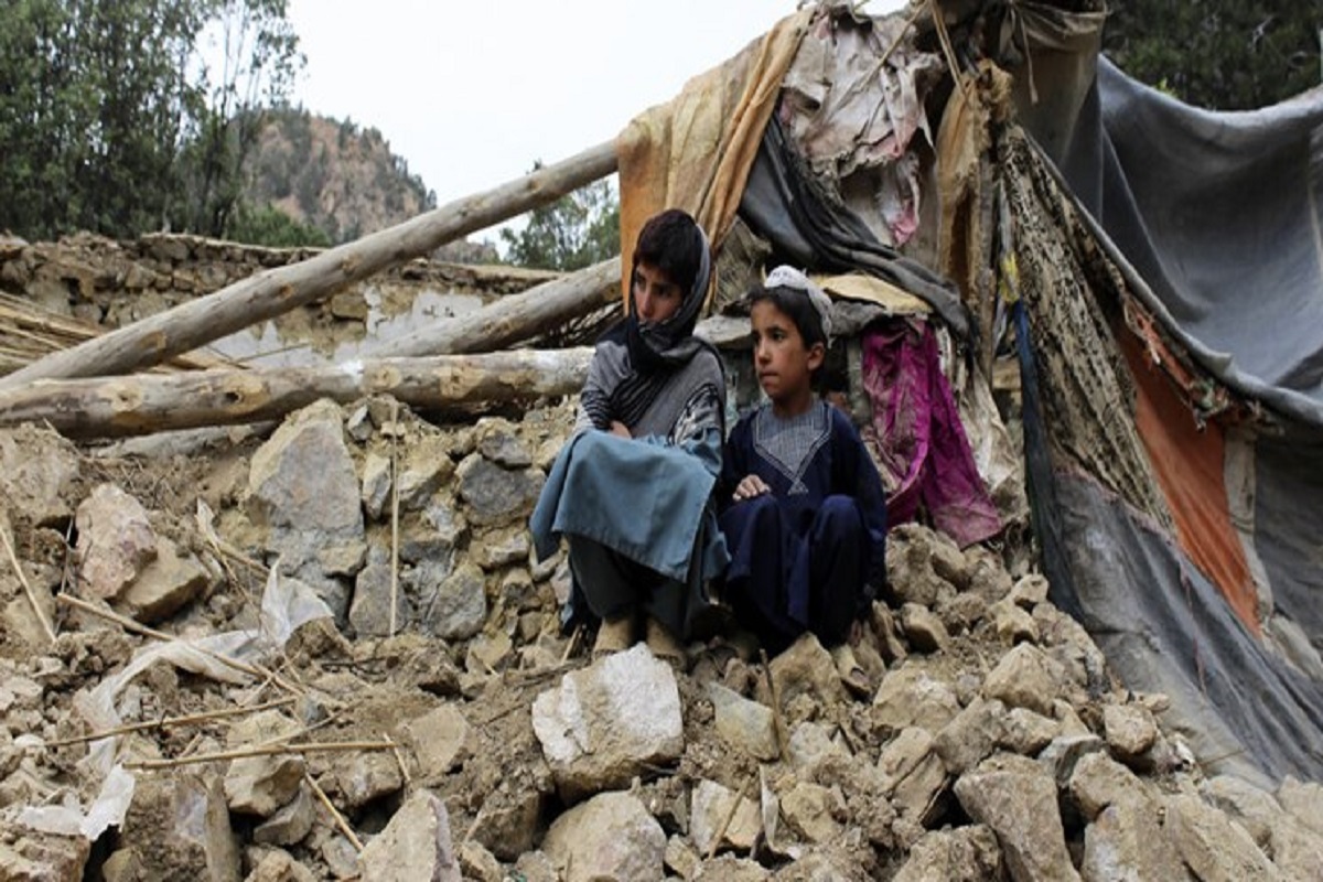 ممانعت از کمک به زلزله‌زدگان افغانستانی؛ تازه‌ترین نماد حقوق بشر آمریکایی