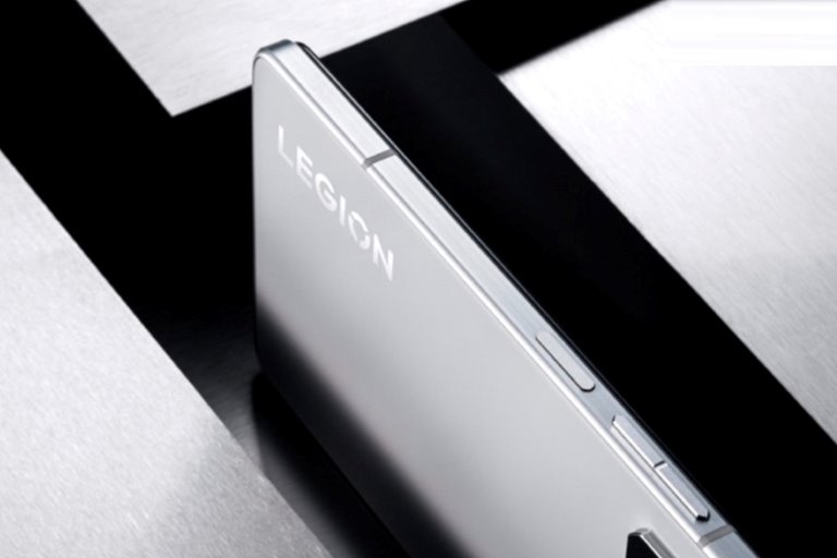 لنوو Legion Y70 با تراشه Snapdragon 8+ Gen 1 معرفی می شود