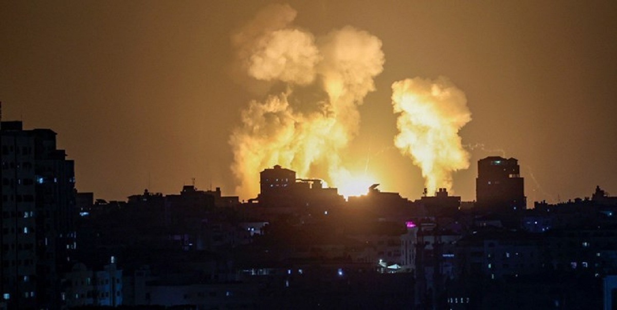 غزه زیر بمباران جنگنده‌های اسرائیلی