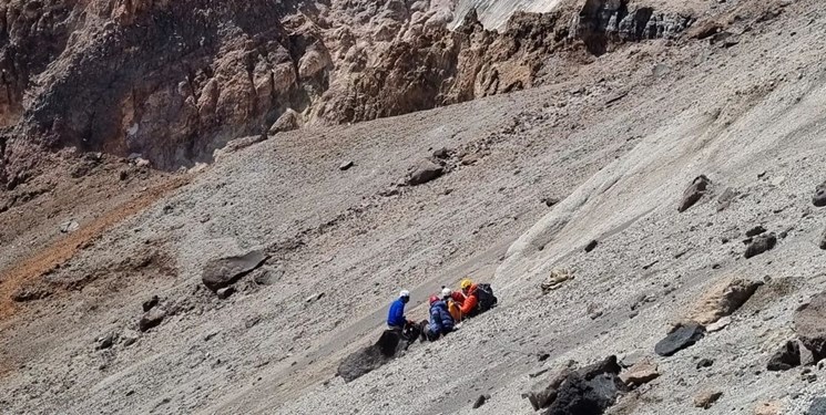 آمار تاسف بار کشته‌ها و مصدومین در فتح قله دماوند+عکس
