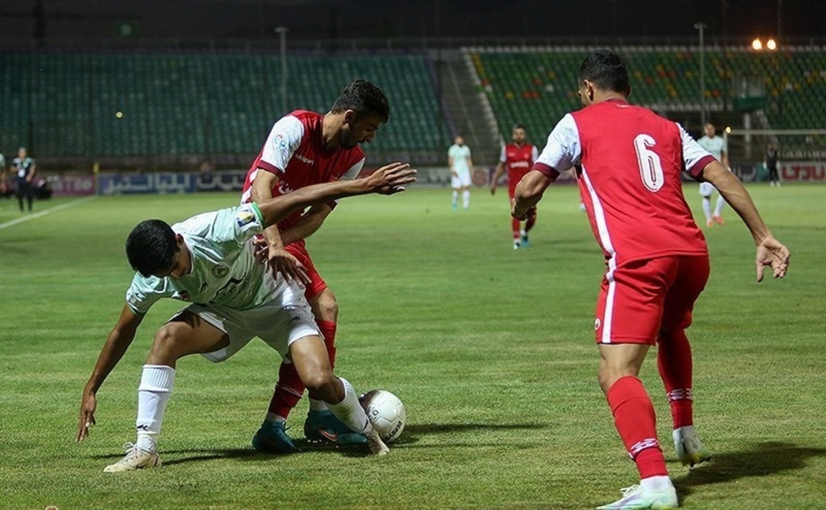 درخشان: موفقیت لوکادیا به هافبک‌های پرسپولیس وابسته است