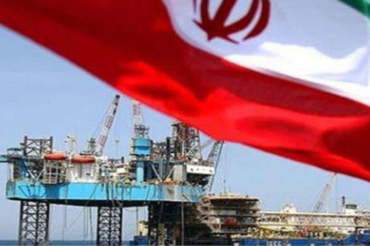 جهان دنبال نفت ایران/قیمت نفت کاهش یافت