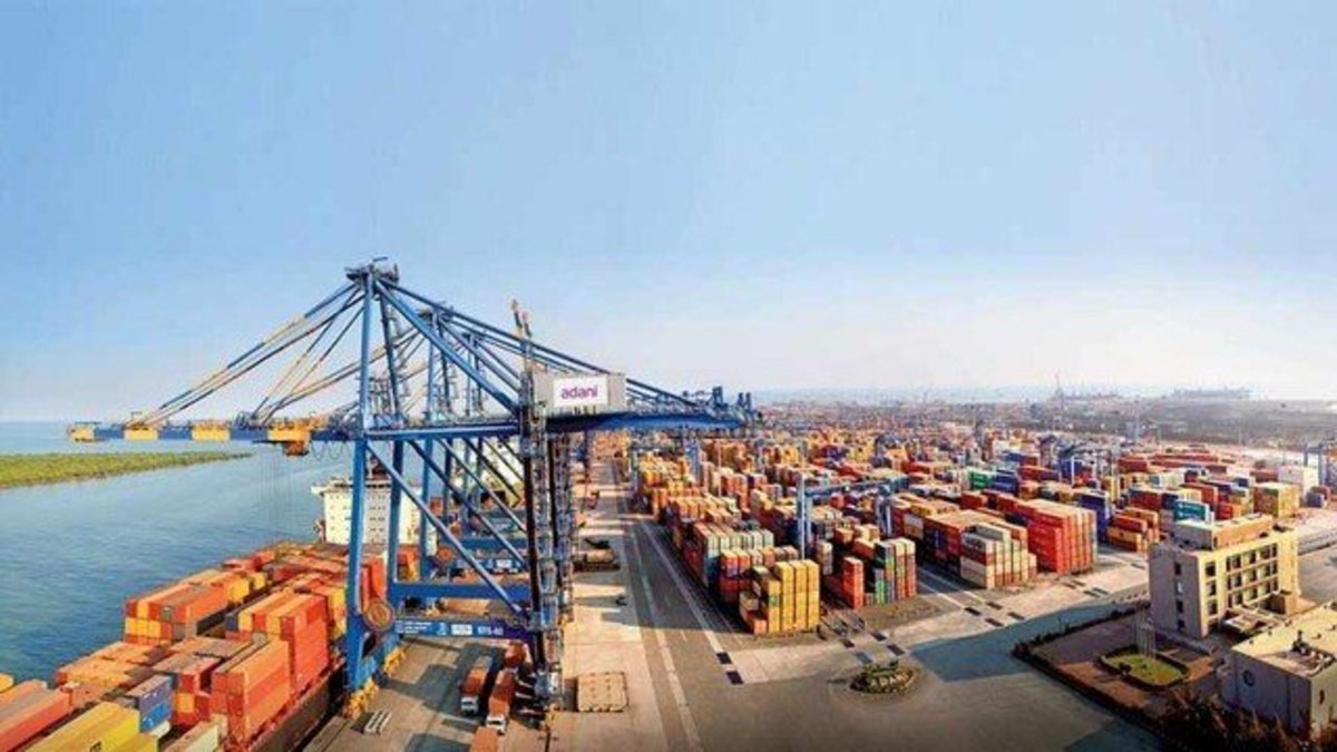 گزارش تجارت ۱۶.۹ میلیارد دلاری ایران و ۱۵ کشور همسایه اعلام شد