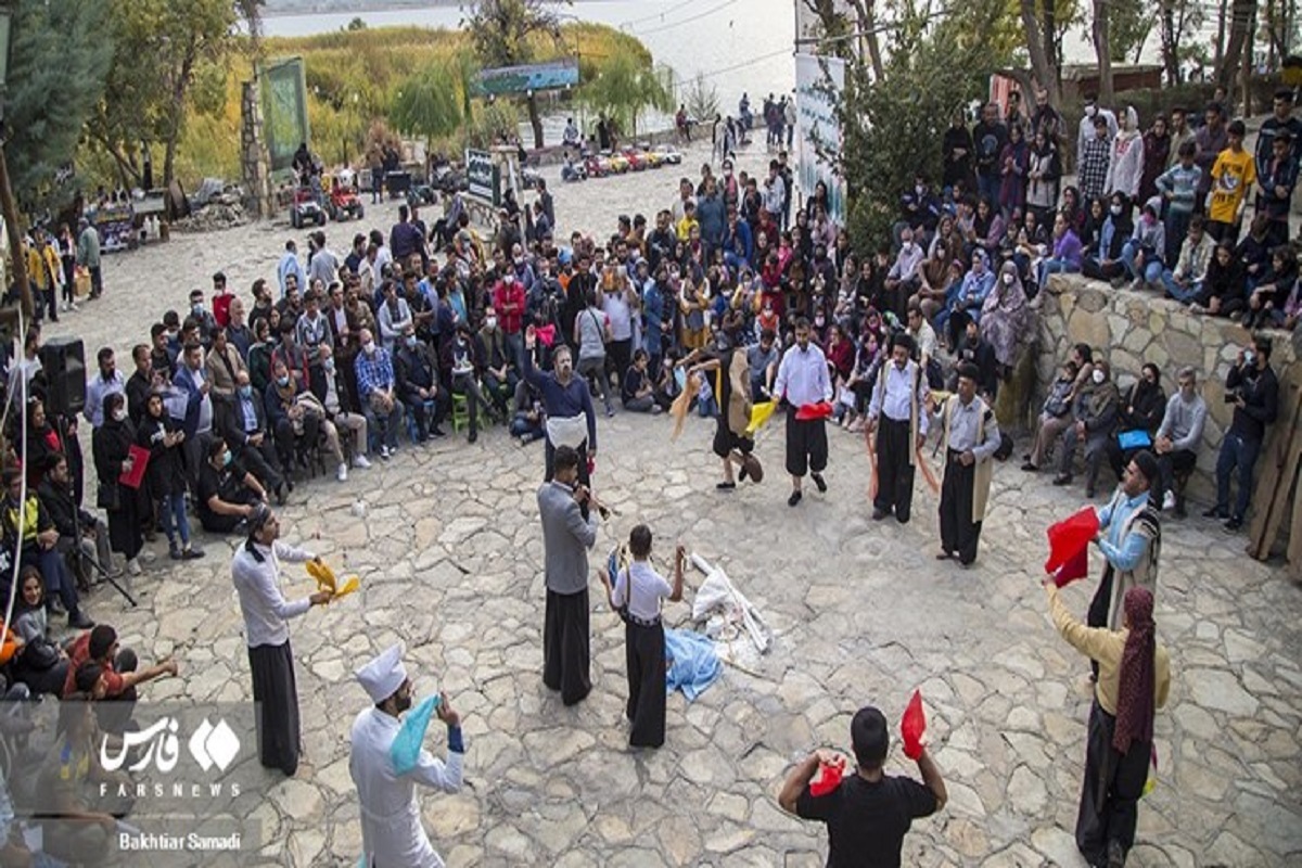 فراخوان شانزدهمن جشنواره بین المللی تئاتر خیابانی مریوان منتشر شد