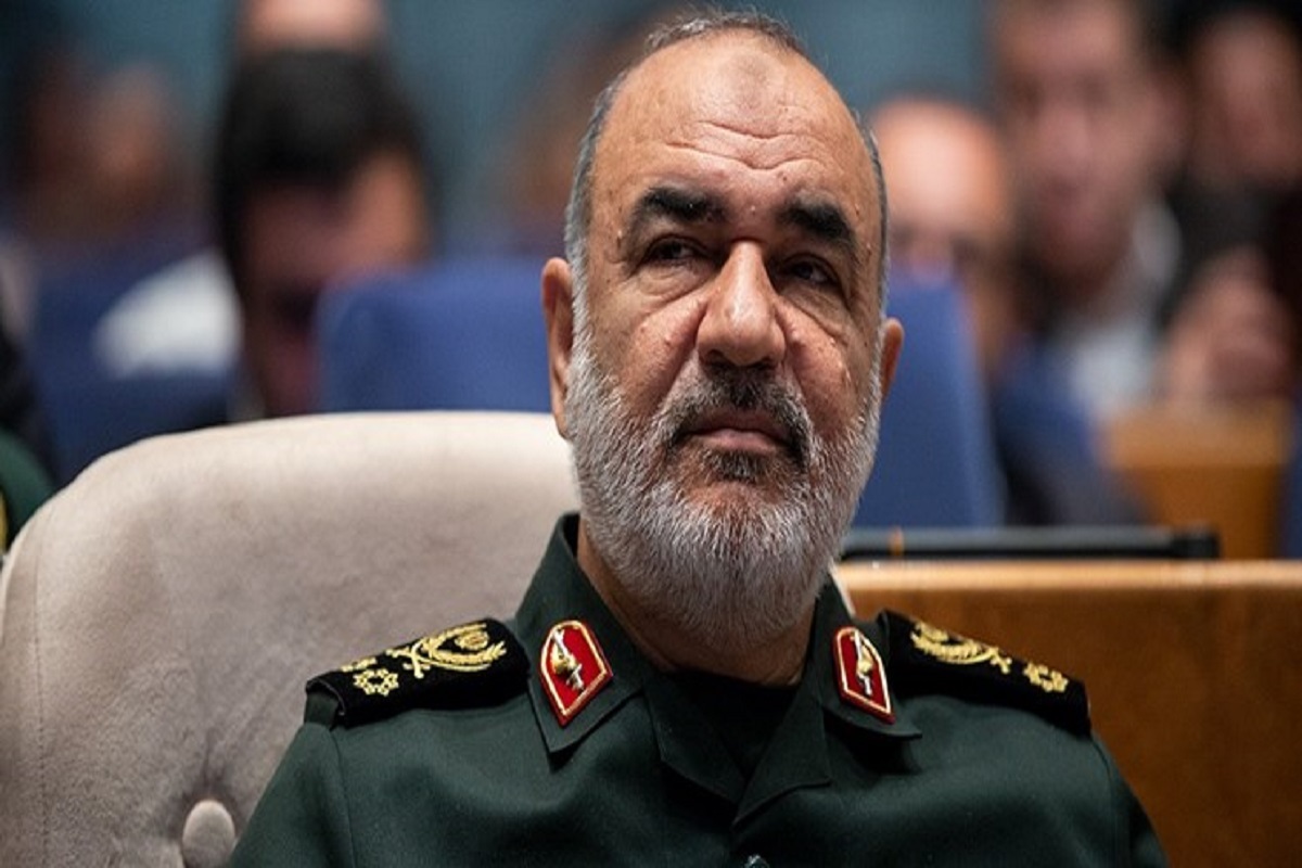 سرلشکر سلامی: دانشجویان بسیجی طلیعه‌داران ظهور امام عصر(عج) هستند