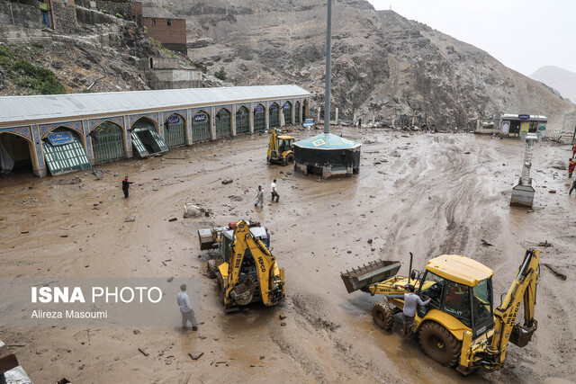مسدود شدن مسیر آبراهه و تخریب کانال، دلیل اصلی ورود سیلاب امامزاده داود