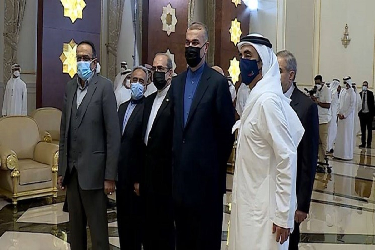 با دقت و سرعت در حال بررسی متن و آماده سازی پاسخ آمریکا هستیم
