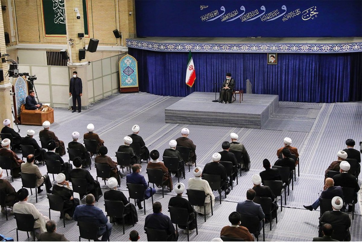 دیدار شرکت کنندگان اجلاس جهانی اهل بیت با رهبر انقلاب