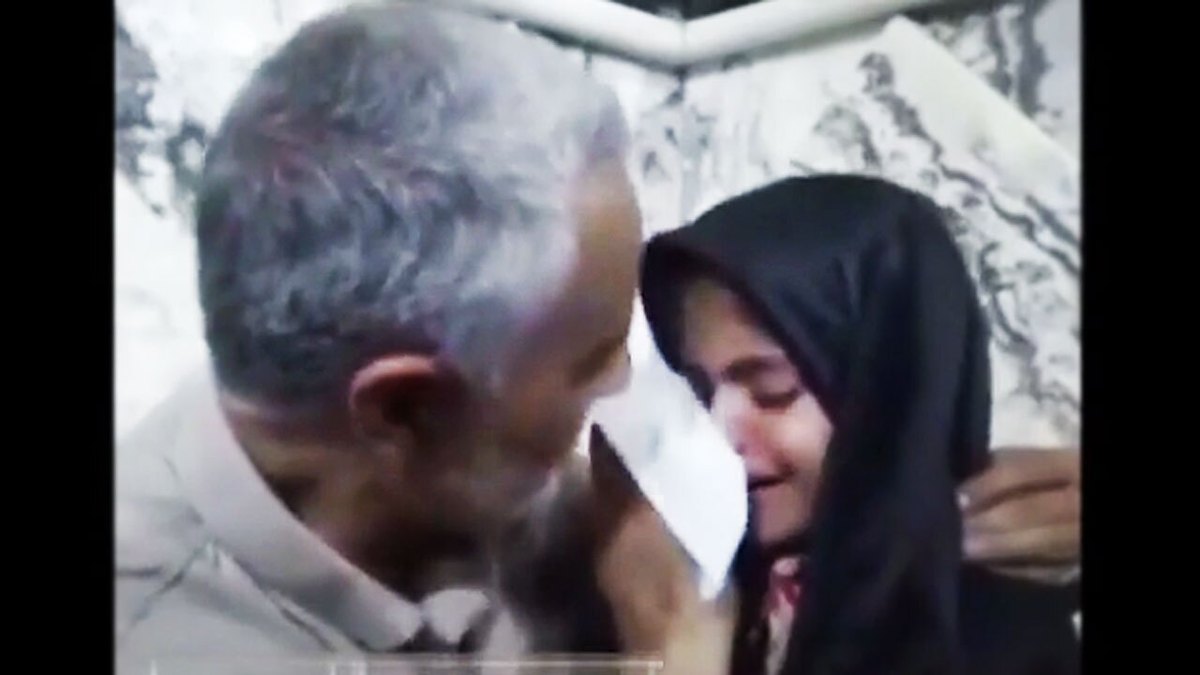 کلیپی از دلجویی سردارسلیمانی از دختر شهید مدافع حرم