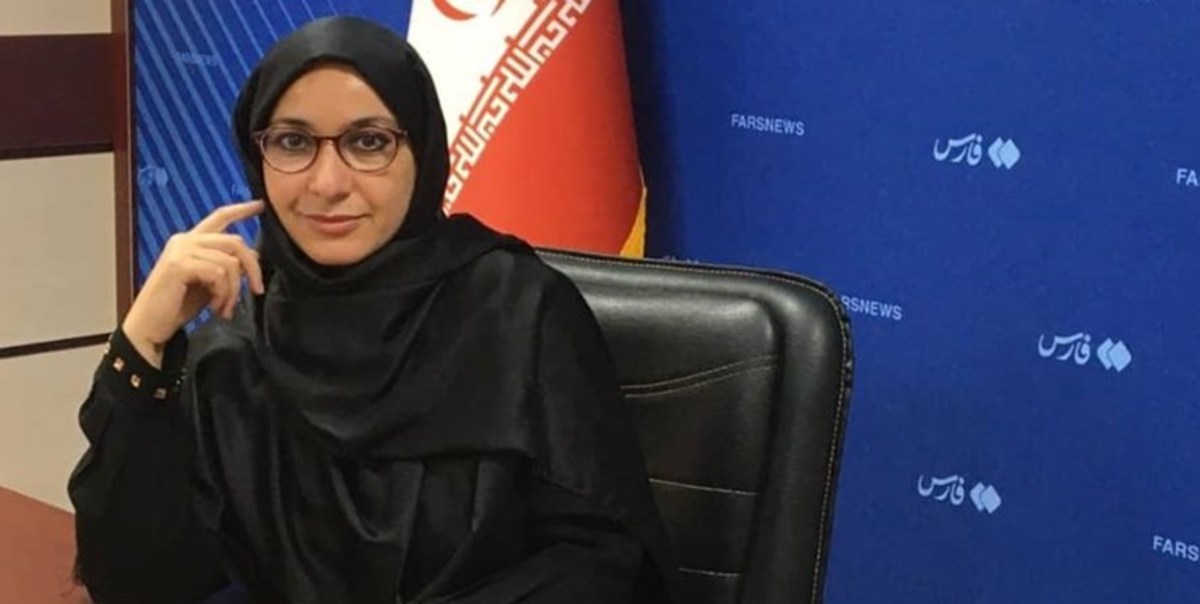 90 نکته کاربردی از الزامات جلسه دفاع از پایان‌نامه و تهیه پاورپوینت تا انتشار مقاله