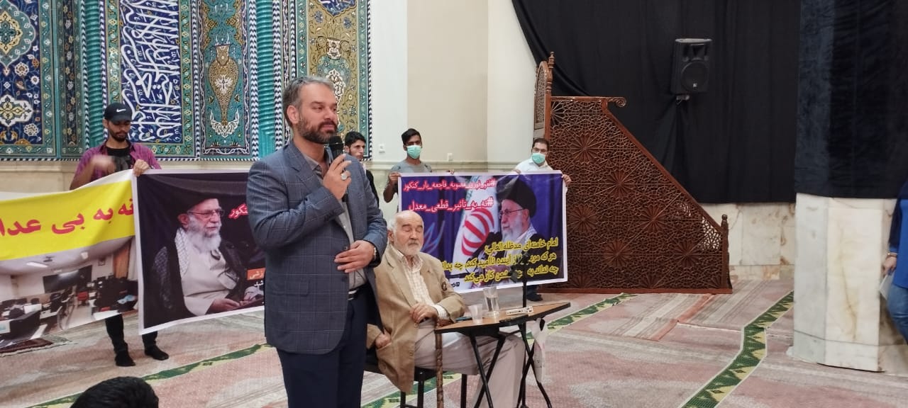 اگر کاری کنیم تا فقر موجود بیشتر شود در واقع به  همه از جمله شهدا ظلم کرده ایم