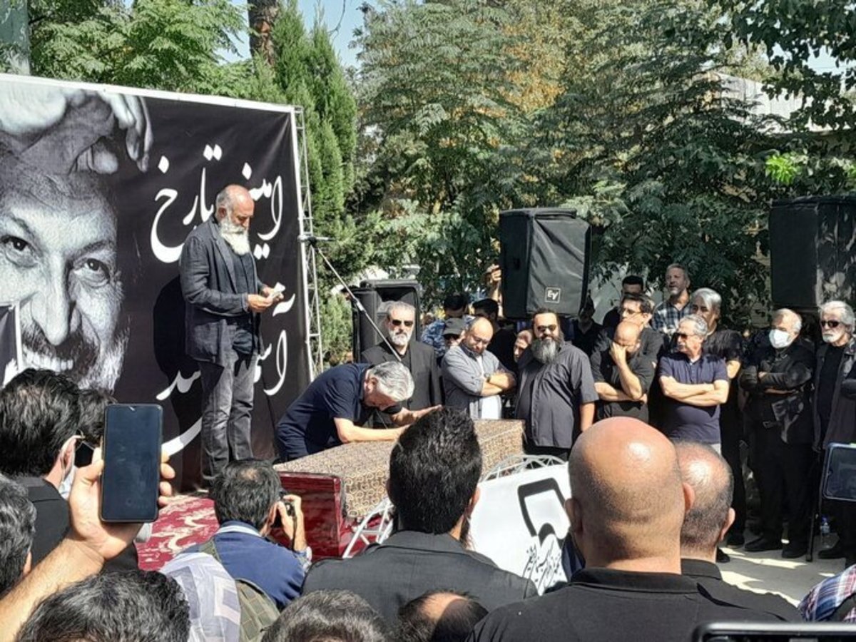 پیکر امین تارخ تشییع و در قطعه هنرمندان بهشت زهرا به خاک سپرده شد
