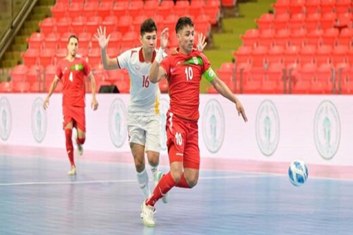 تیم ملی فوتسال ایران در اولین بازی خود در جام ملت های آسیا با 5 گل، اندونزی را شکست داد