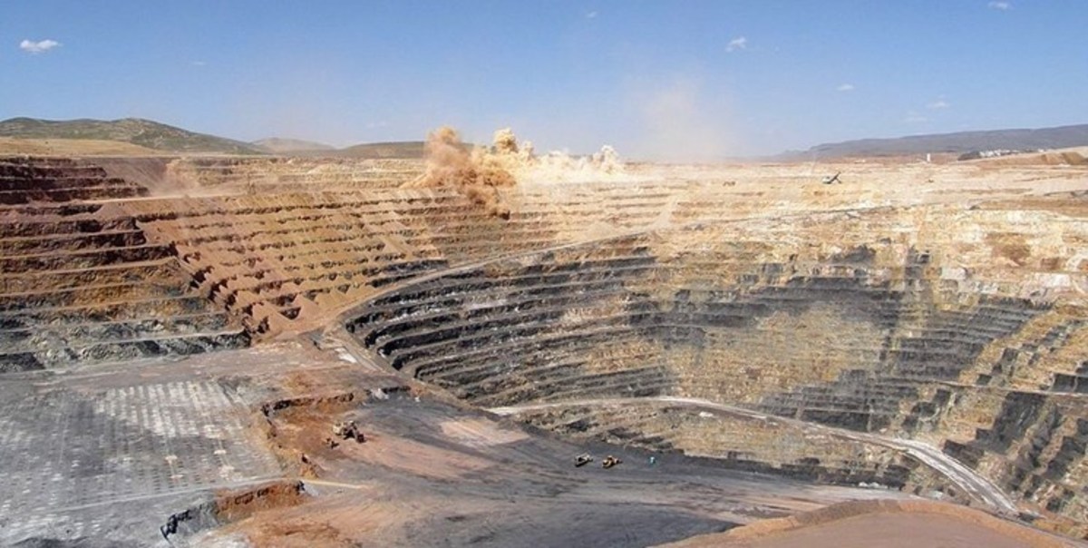 زمان برگزاری نتایج مزایده ۵۳۰۰ پروانه اکتشاف معدن اعلام شد