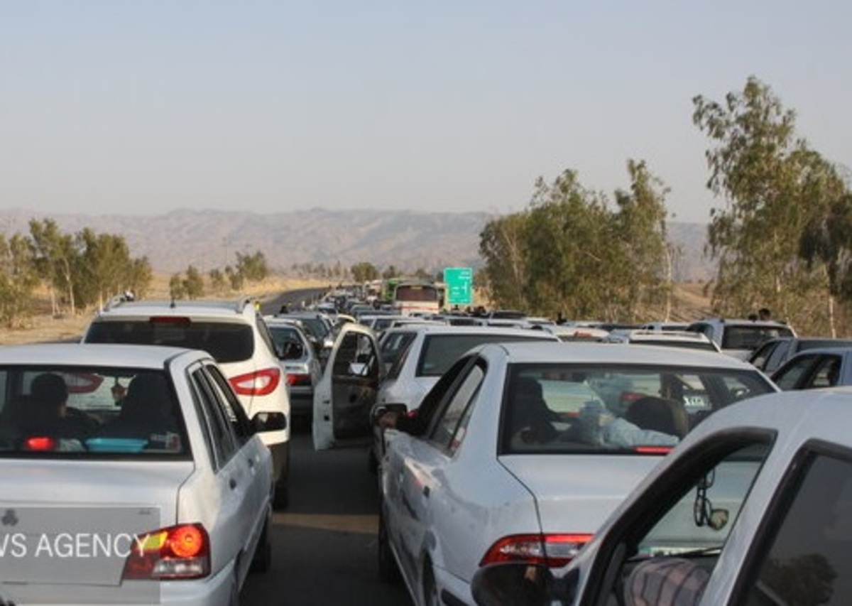 ترافیک سنگین در محورهای ورودی به تهران