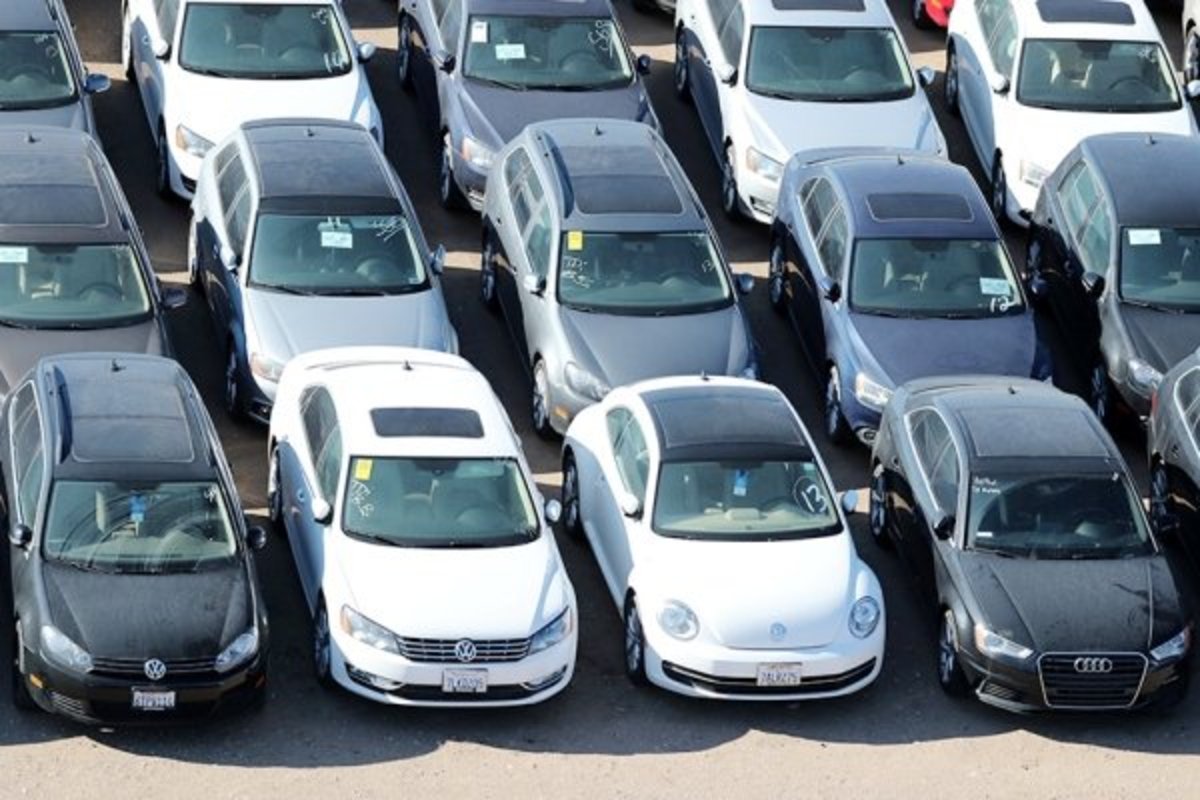 عرضه خودروهای خارجی در بورس/نحوه تعیین نرخ سود بازرگانی