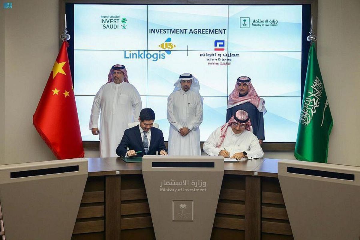 چین و عربستان 34 قرارداد سرمایه گذاری امضا کردند