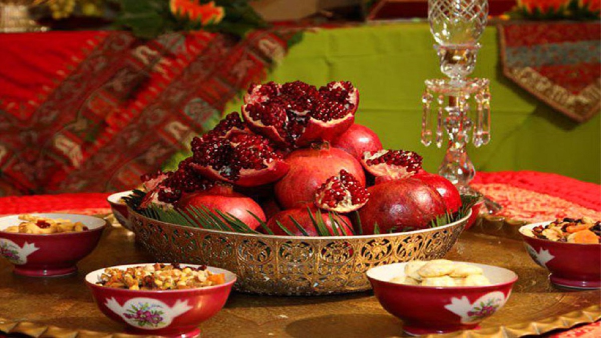 روز و شب یلدایی شبکه‌یک بااجرای اقبال واحدی