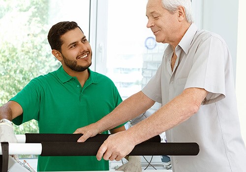 دریافت خدمات فیزیوتراپی در منزل
