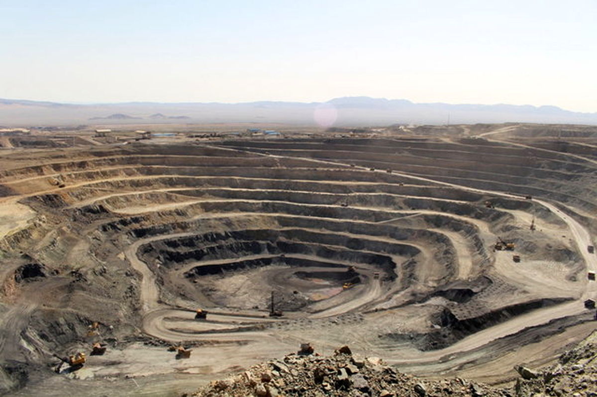 تولید پایدار فولاد خوزستان، دشمنان را ناامید کرده است