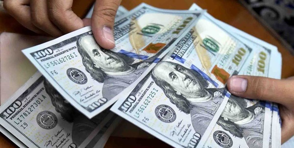 دلار مرکز مبادلات وارد کانال ۴۲ هزاری شد