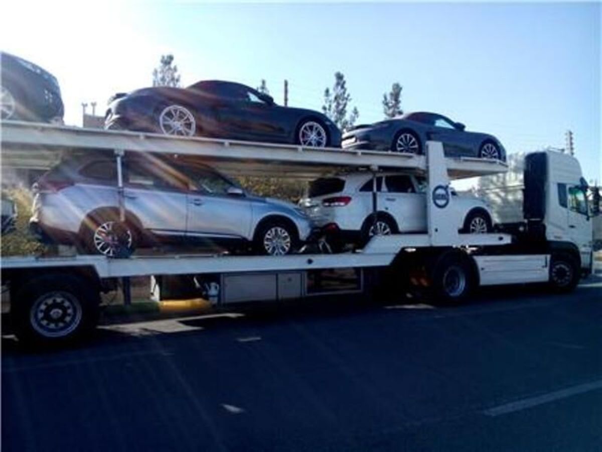 وزیر صمت لایحه دوفوریتی واردات خودروی کارکرده را به دولت ارسال کرد