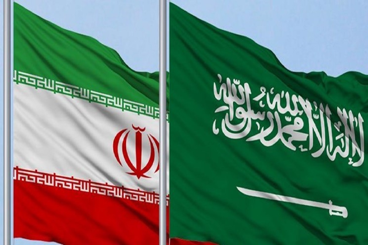 میدل ایست آی: عربستان واسطه تبادل پیام بین ایران و آمریکاست