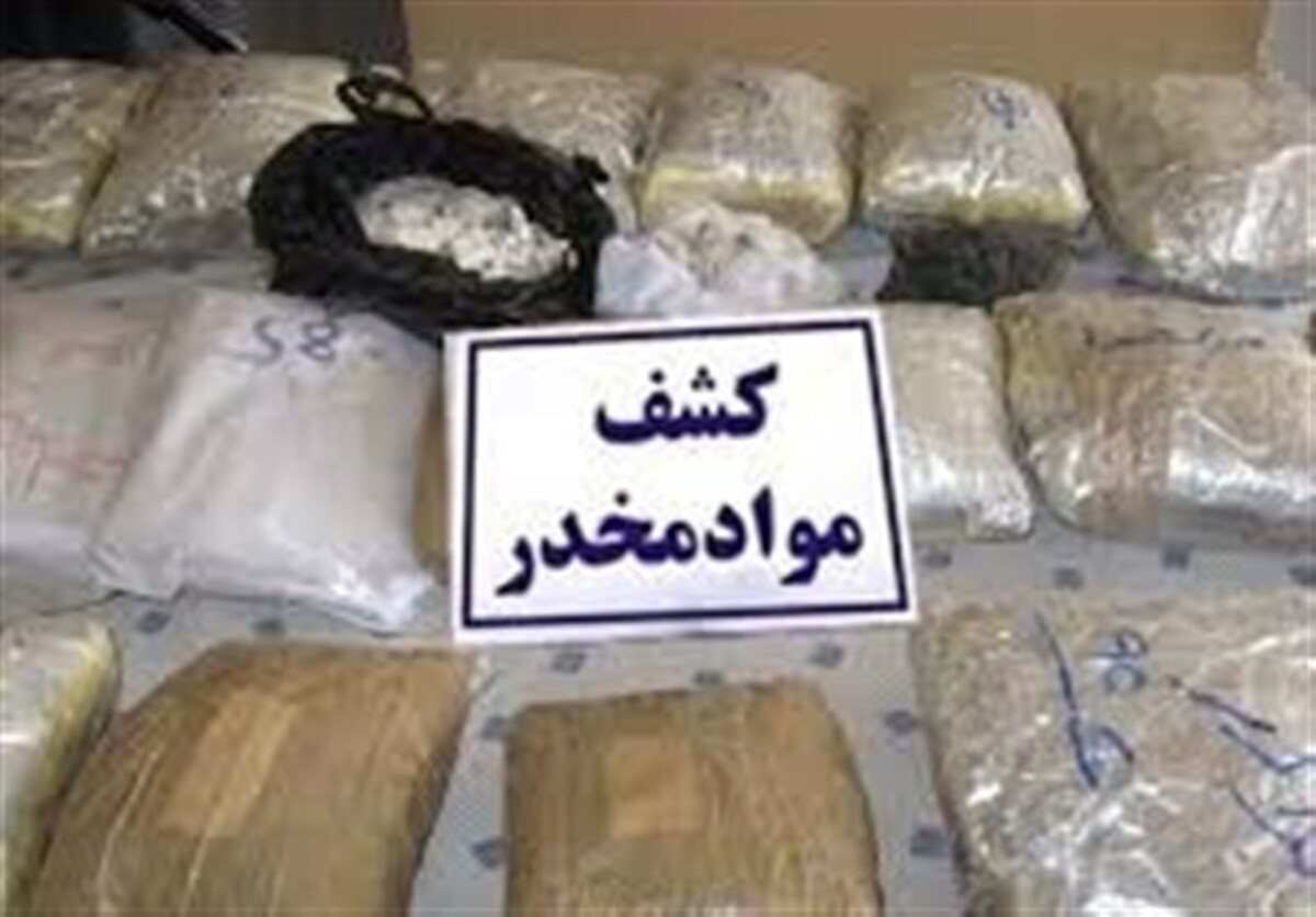 کشف محموله شیشه توسط سگ‌های موادیاب گمرک