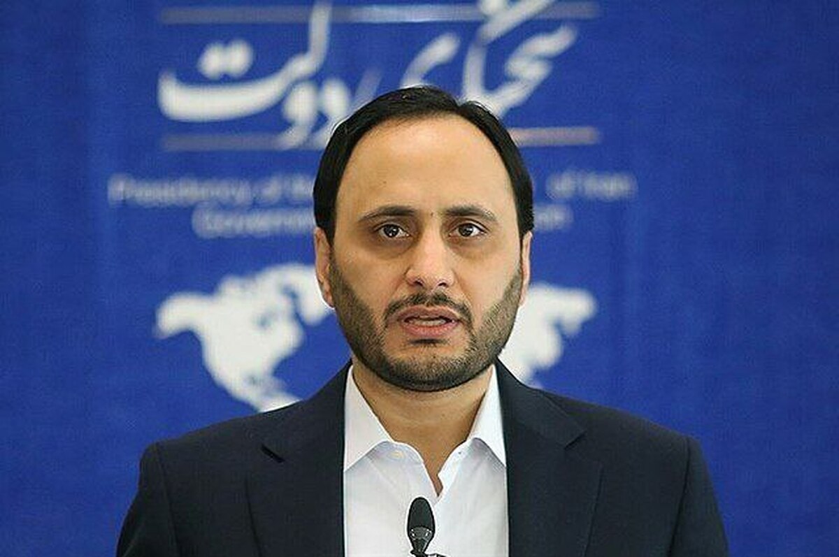 افزایش قیمت ارز دلیل اقتصادی ندارد/اثر بودجه‌ی ناتراز در ۱۴۰۳ تورم خواهد بود 