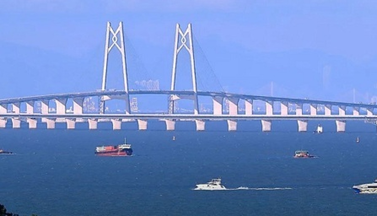 طولانی‌ترین پل جهان در چین: شاهکاری که ۴ ساله ساخته شد