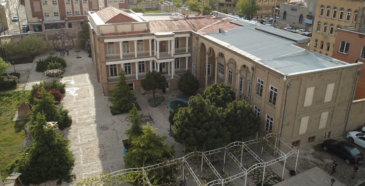 دیدن شرق و مشرق زمین با وقار در دانشگاه هنر اسلامی تبریز / آیا تبدیل بناهای دانشگاهی در بین بناهای زیبای شرقی به خوابگاه ممکن است؟