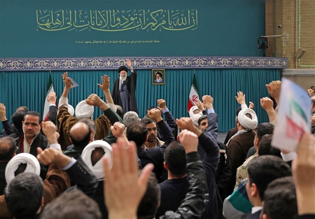 تقدیر و تشکر رهبر انقلاب از ملت ایران و تأمین‌کنندگان امنیت به‌خاطر راهپیمایی پرشور ۲۲ بهمن