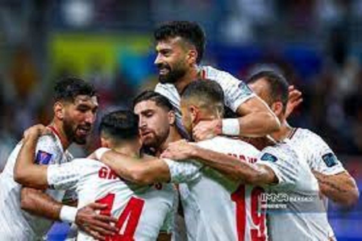 گزارش زنده/ ترکیب دو تیم ایران و امارات اعلام شد