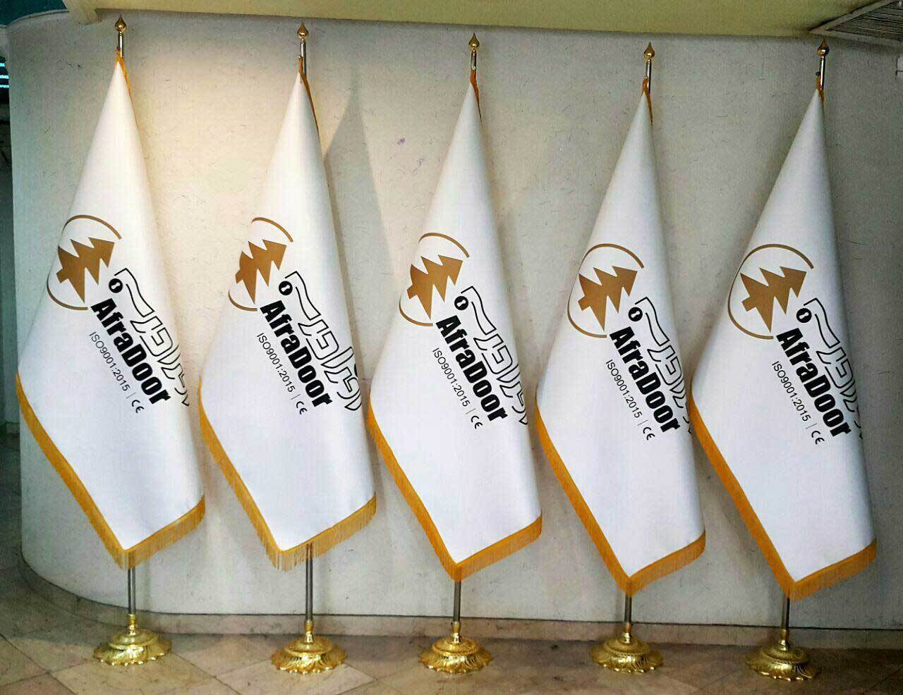 این 3 مدل پرچم رو حتما برای کسب و کارت تهیه کن