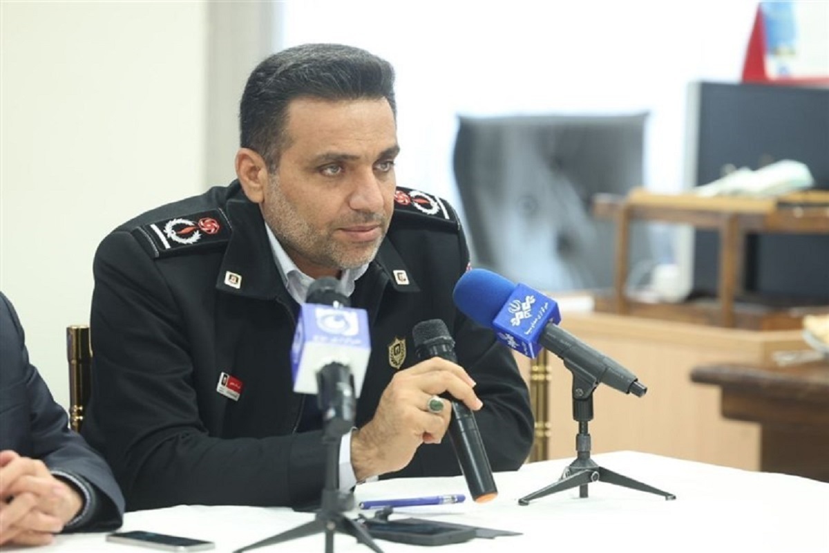 ۱۸۰۰ تماس تلفنی با آتش‌نشانی تهران تا این لحظه / آماده‌باش ۳۰۰۰ آتش‌نشان در سطح شهر