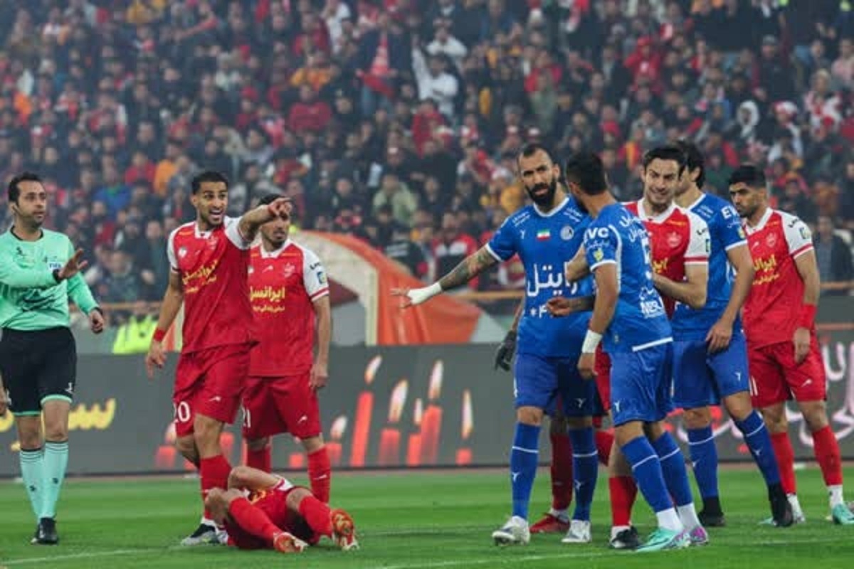 تا دقیقه ۳۰؛ استقلال صفر_ پرسپولیس صفر