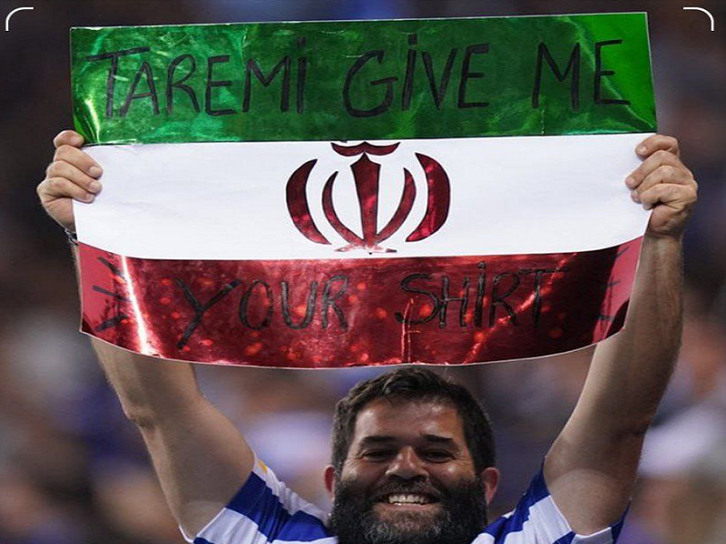 درخواست هوادار پورتو از طارمی با نشان دادن پرچم ایران+ عکس