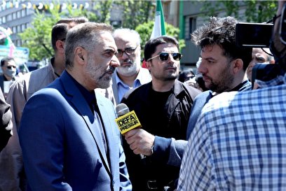 حضور وزیردفاع و پشتیبانی نیروهای مسلح در راهپیمایی روز قدس