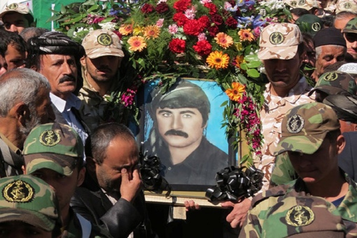 عامل ترور بسیجی بومی کرد به دار مجازات آویخته شد