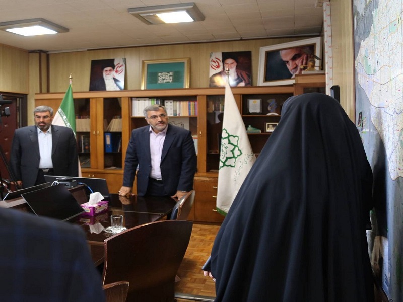 گودرزی: در بحث دستفروشی معیشت مردم برای ما مهم است/ شناسایی شبکه‌هایی از مفسدان و رشوه‌بگیران