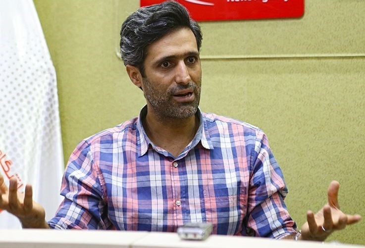 ایرانگرد ماند