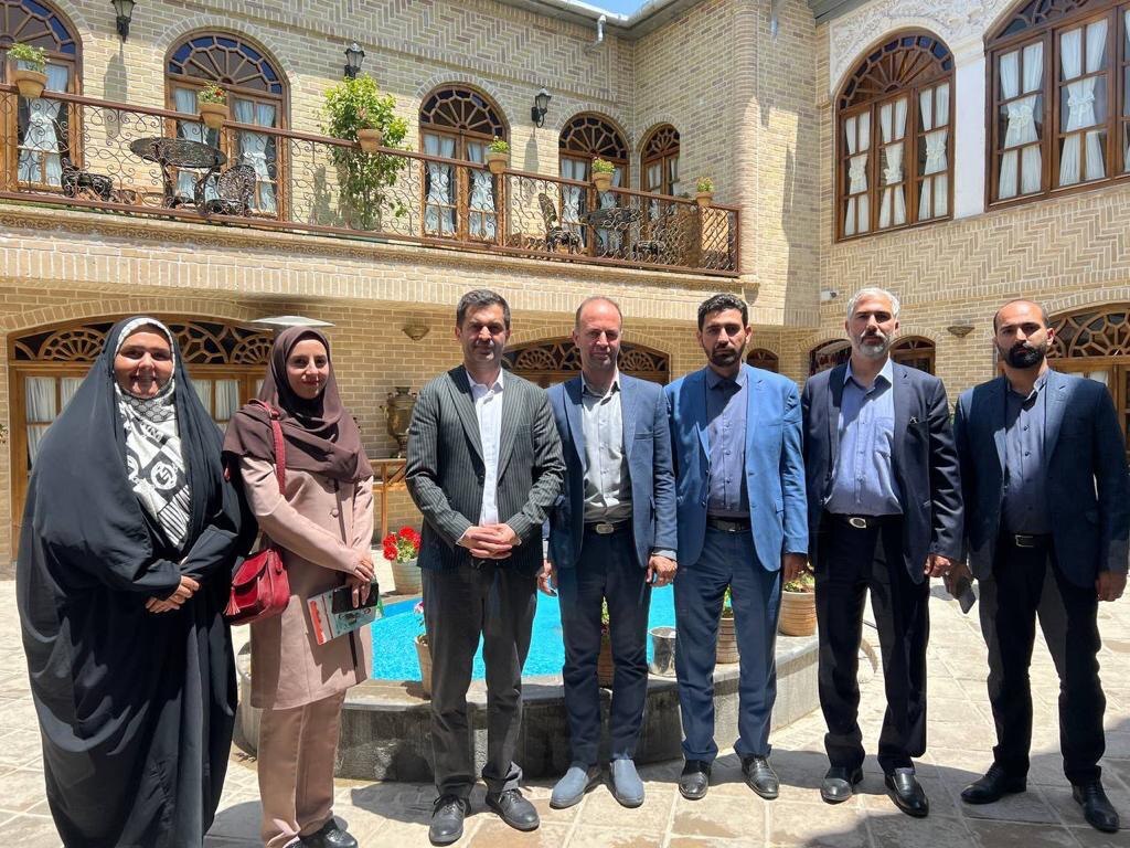 سفر برخی از فعالین سیاسی کشور به استان قهرمان پرور کرمانشاه