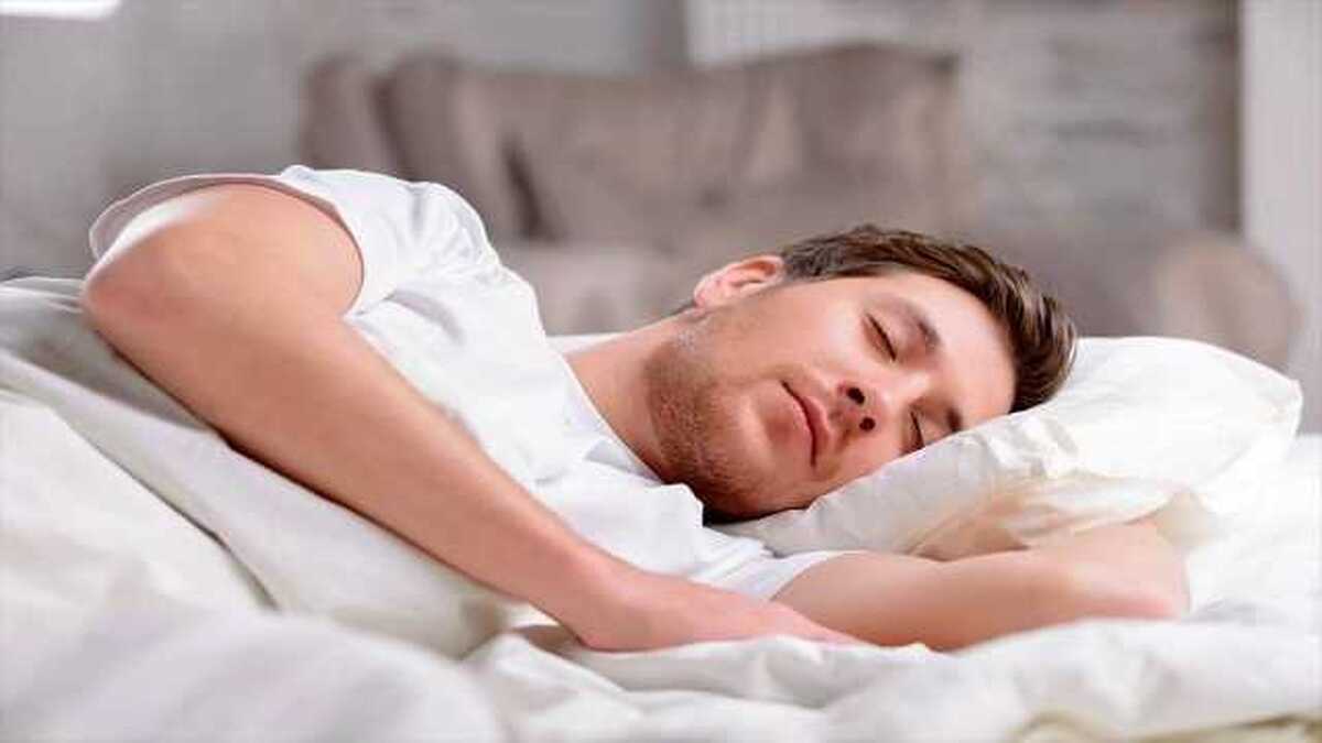 این ۷ ماده غذایی را شب ها نخورید تا راحت بخوابید