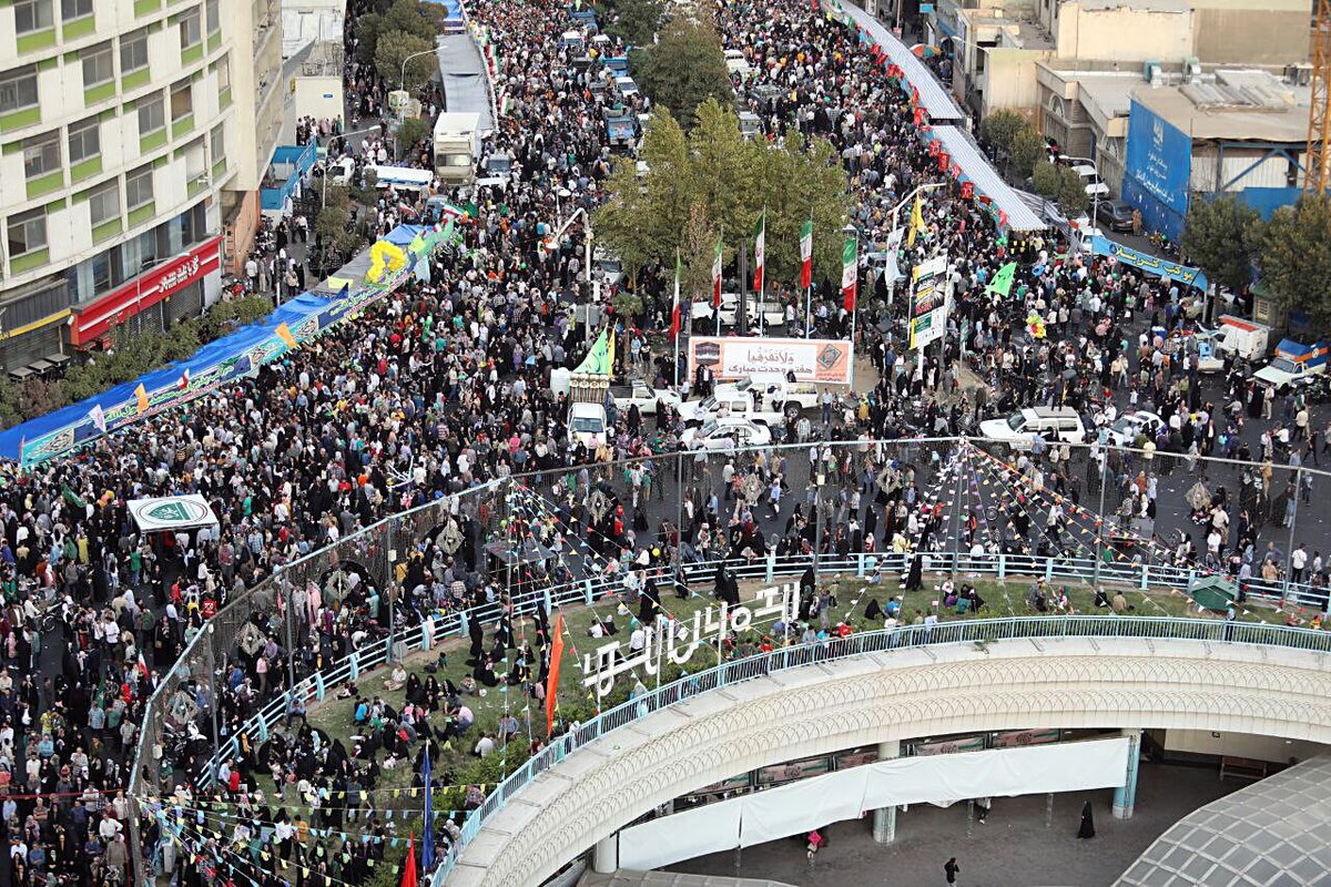 تصاویر جشن بزرگ پیامبر مهربانی در میدان ولیعصر(عج) تهران