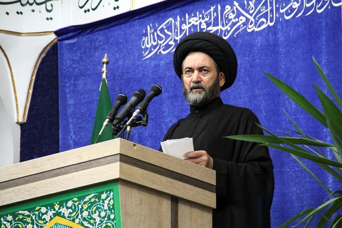 امام جمعه اردبیل: ای کاش وزیر نیرو در تابستان از اتاق خنک و پر امکانات خود خارج می شد!