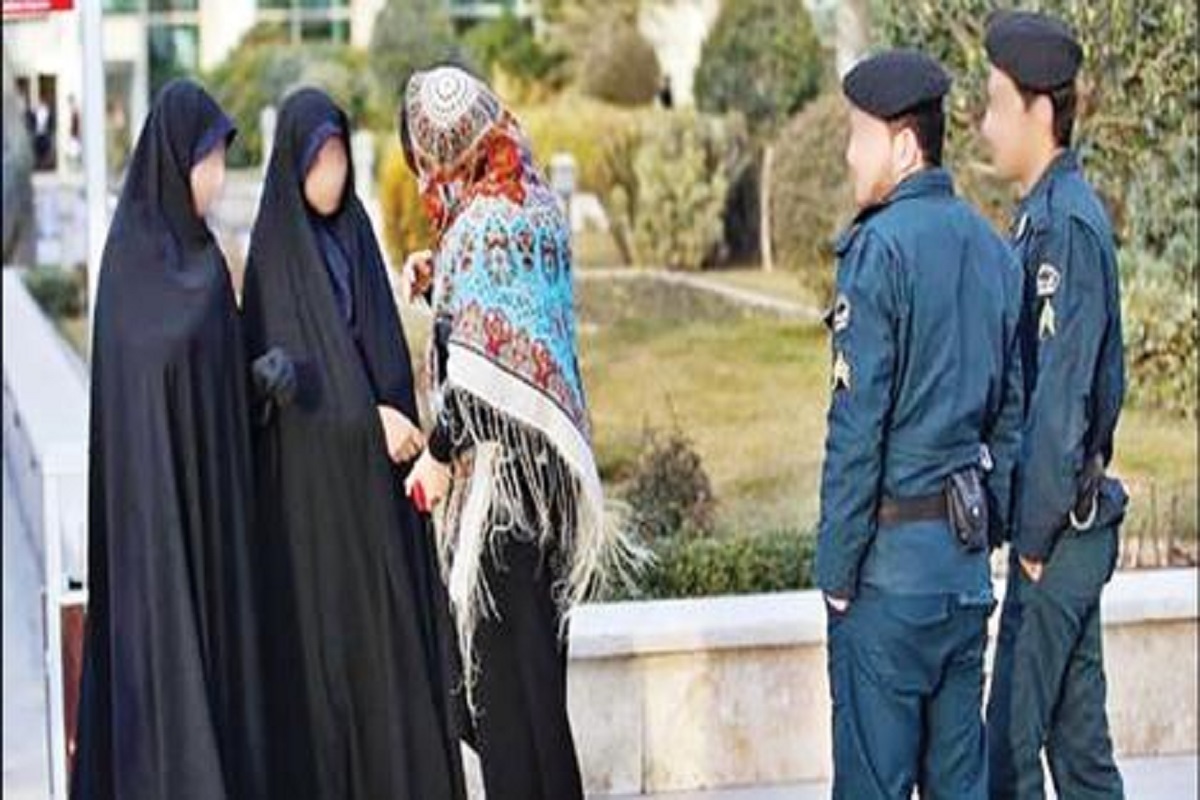 وزیر کشور: با افغانی ستیزی مخالفیم/ کشف حجاب جرم است اما برخورد با جرم وظیفه ما نیست