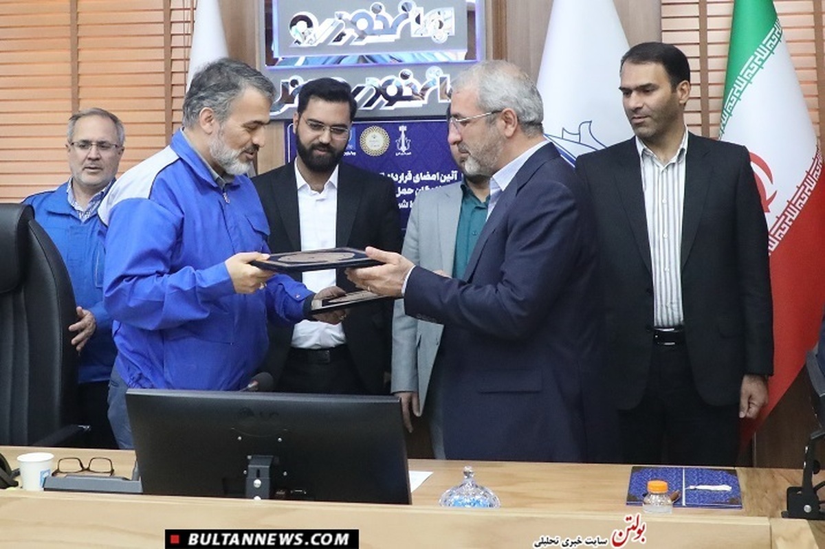 قرارداد خرید ۴۰ دستگاه اتوبوس برقی ایران خودرو دیزل امضا شد